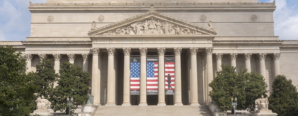 Private tour National Archives Museum