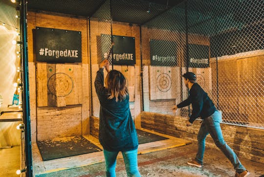 Experiência de 1 hora de arremesso de machado em Whistler