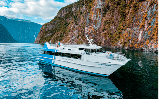 Croisière d'une journée en petit bateau à Milford Sound