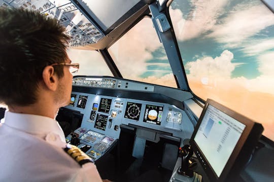 Airplane flight simulator experience in Paris