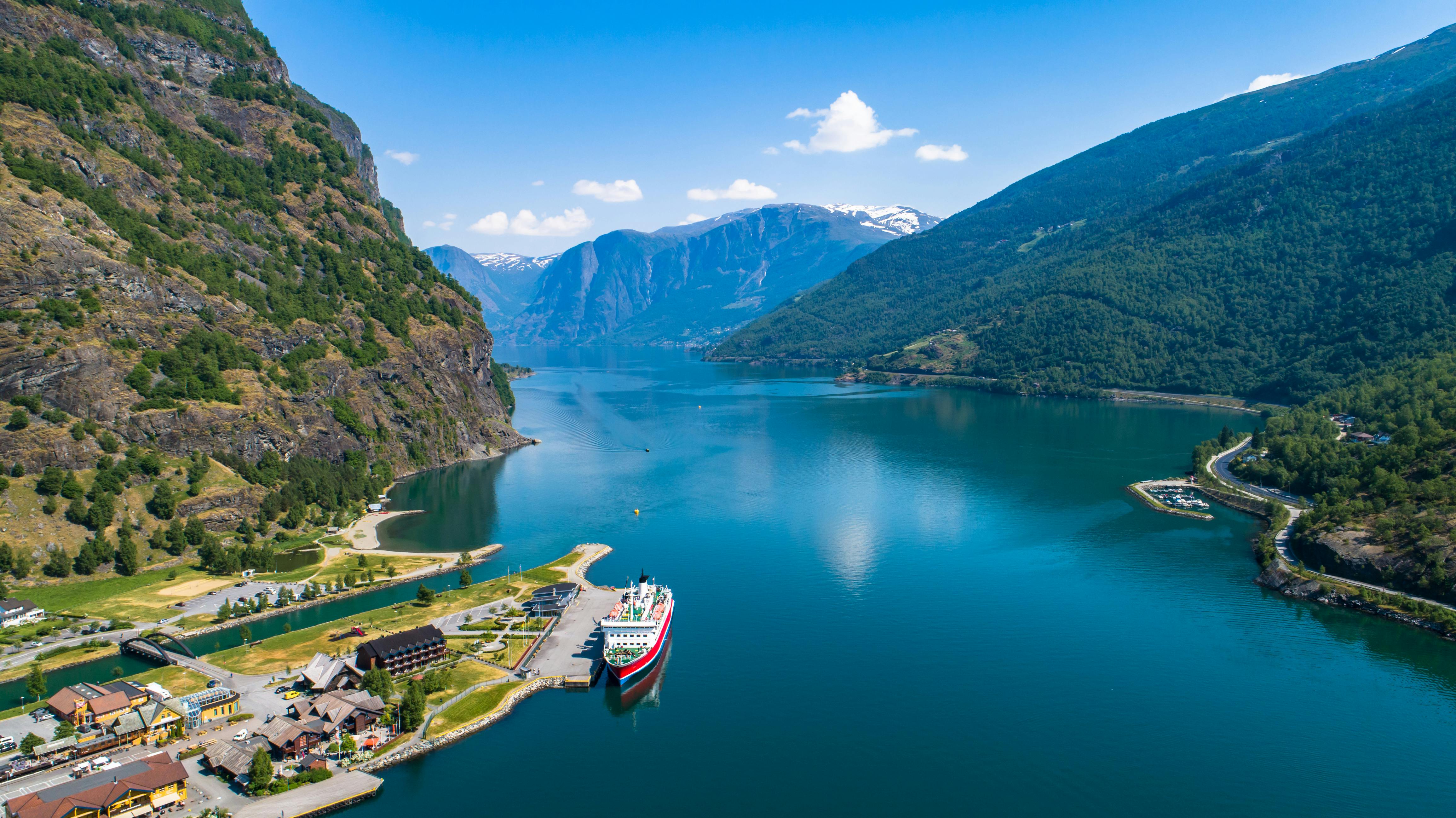 Full day roundtrip guided tour from Bergen to Sognefjord with the Flam Musement