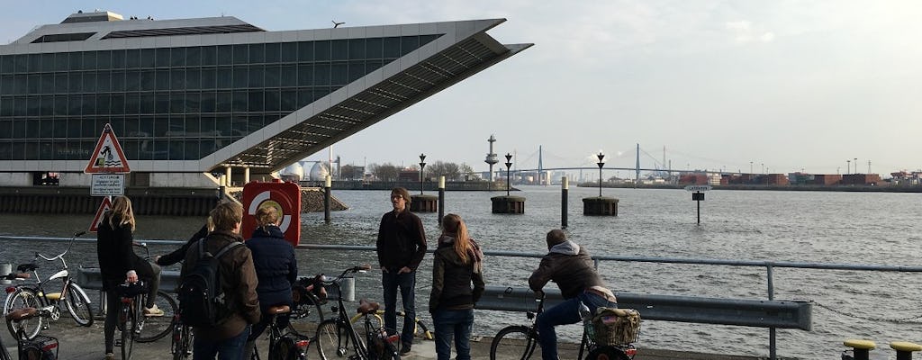 Passeio guiado particular de bicicleta pelo porto de Hamburgo