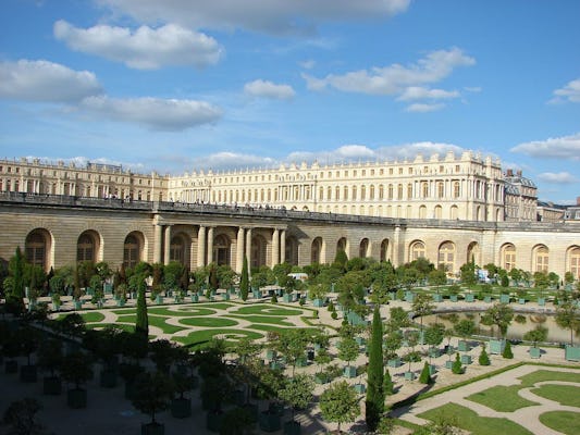Tour para grupos pequeños en el Palacio de Versalles desde Le Havre
