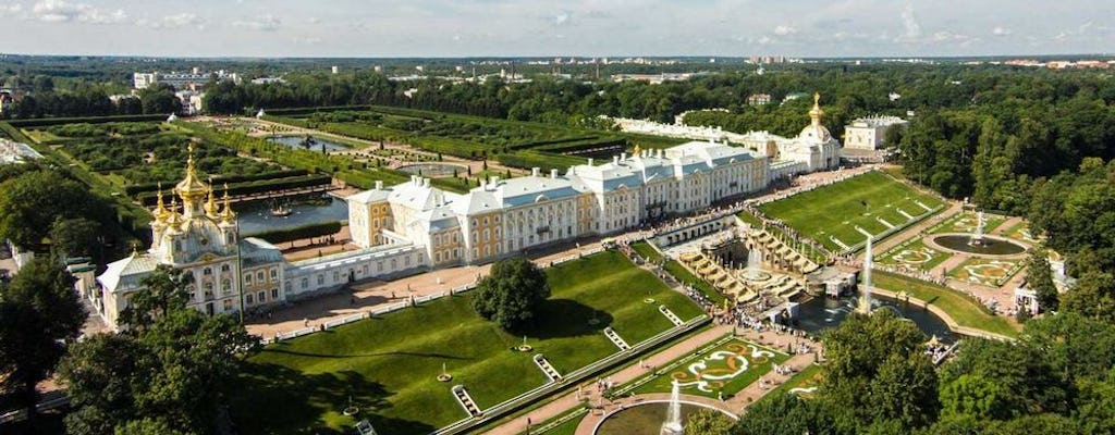 Tour privado de Peterhof con paseo panorámico en hidroala