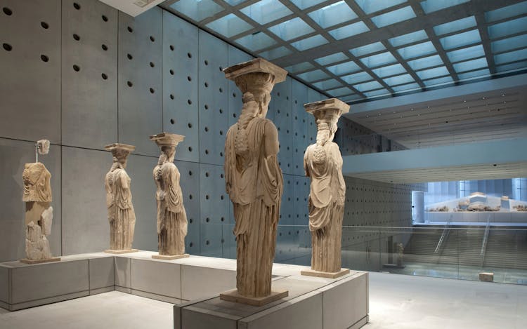 Acropolis and Acropolis Museum guided walking tour in Athens