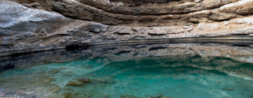 Giro turistico di un'intera giornata a Wadi Arbayeen con pranzo locale al Wadi