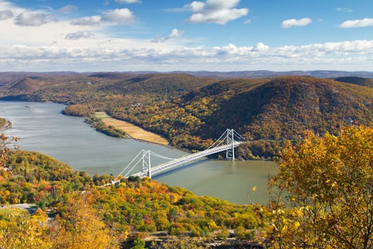 Private Hudson Valley fall foliage helicopter charter from Manhattan