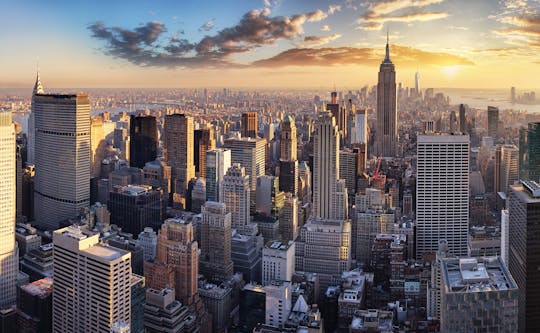 Privé NYC-helikoptertour voor stellen uit Westchester