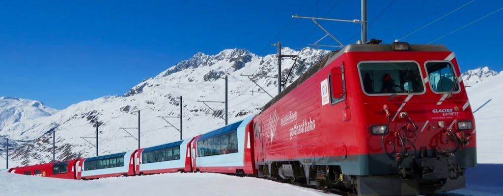 Tour privado de um dia no trem panorâmico Glacier Express saindo de Basel