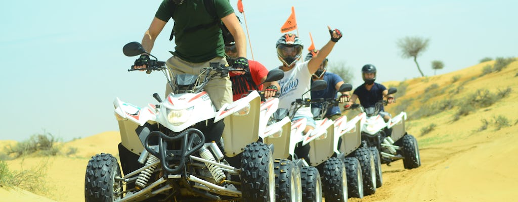 Quad-Safari in Ras Al Khaimah mit optionalem Abendessen im Camp