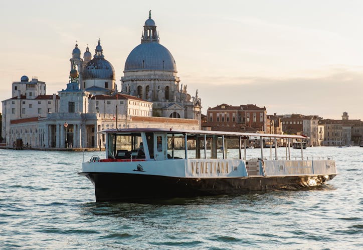 Venice and Lagoon Islands hop-on hop-off tour with audio guide