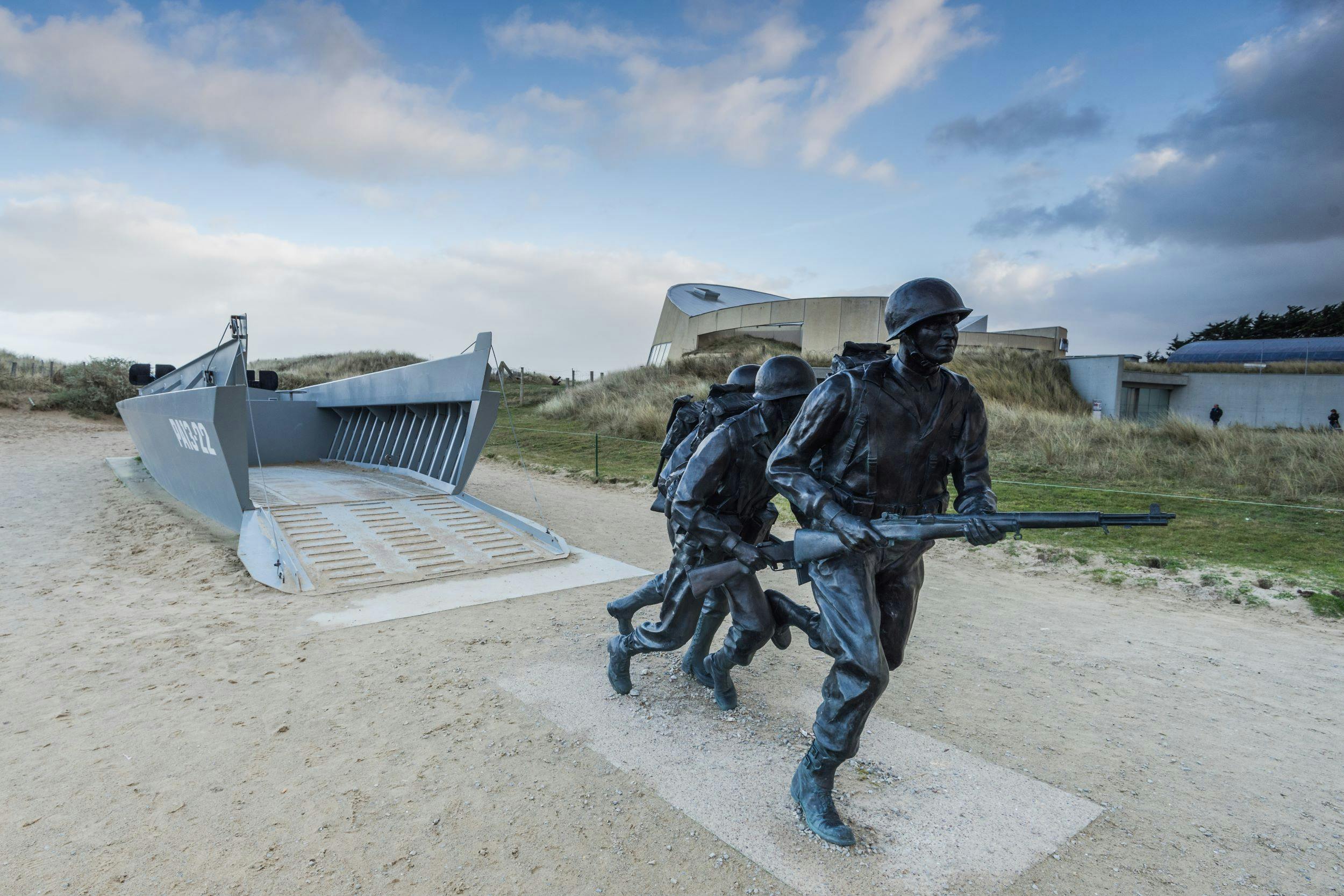 D-Day beaches private guided tour from Paris