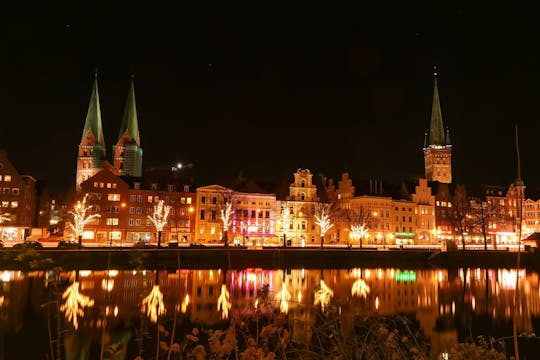 Excursão a pé privada pelos mercados de Natal em Lübeck