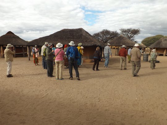 Tradycyjna wycieczka po wiosce Victoria Falls od strony Zimbabwe
