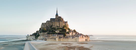 Prywatna wycieczka z przewodnikiem Mont Saint-Michel z Cherbourg