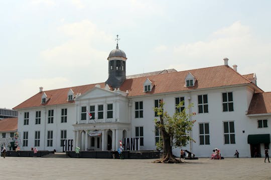 Entrance tickets to Bank of Indonesia Museum with hotel pickup