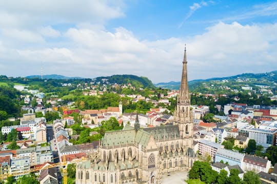 Visite privée à Pöstlingberg avec visite à pied facultative de la vieille ville de Linz