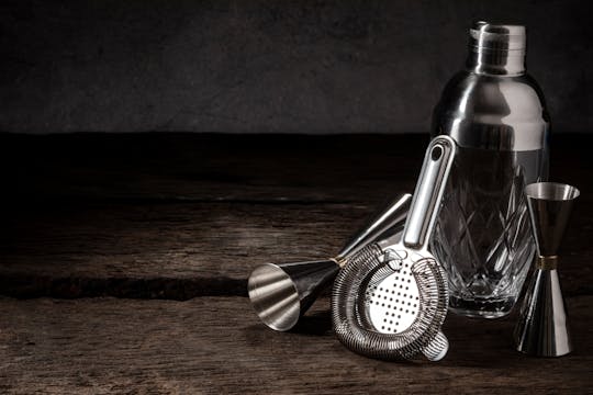 Wilderness raffiné - expérience de préparation de cocktails virtuels avec un mixologue