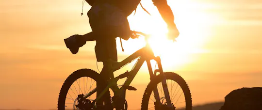 E-mountain bike guided tour in Voss