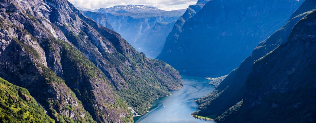 Individuele reis Van Oslo naar Bergen met de Flåm-spoorweg en Sognefjord