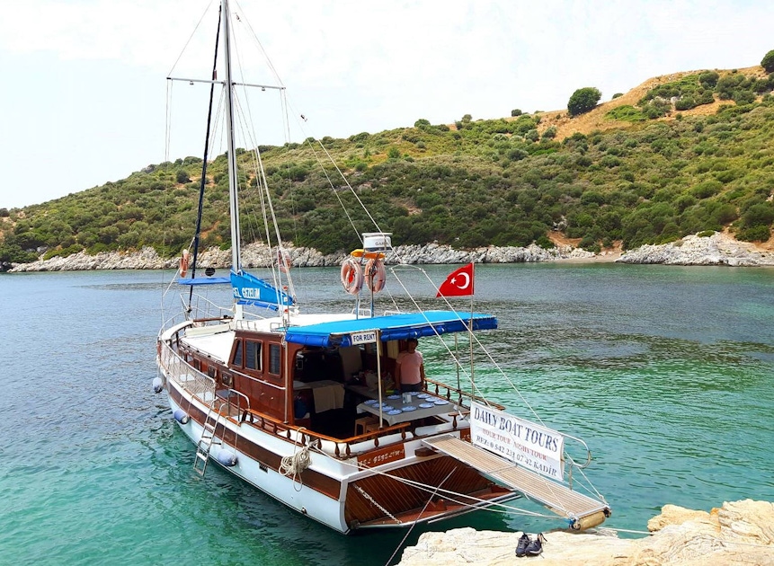 kusadasi boot tour