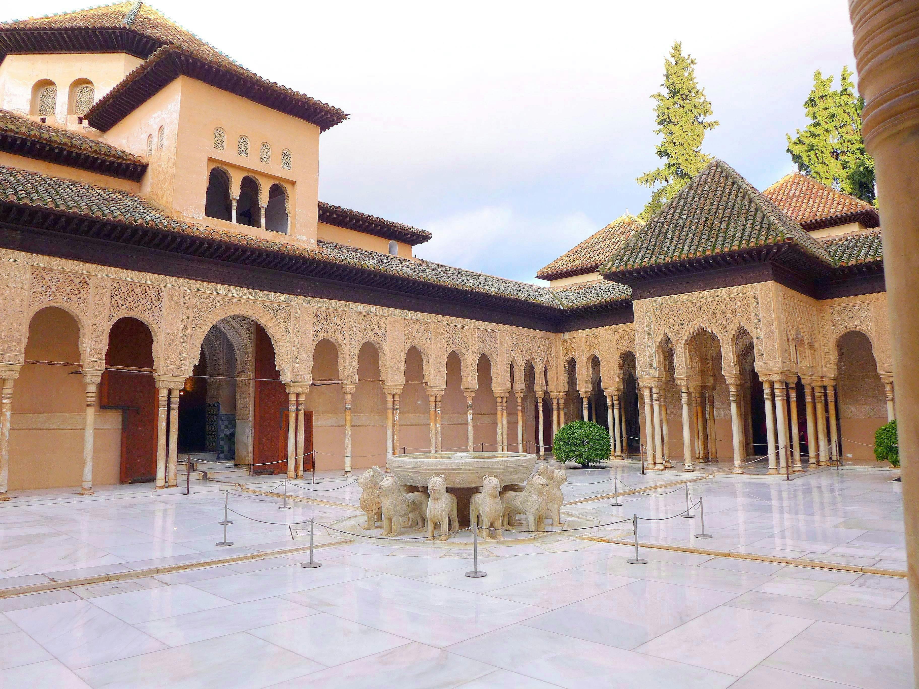 Granada & Alhambra Palace Tour by Bravo