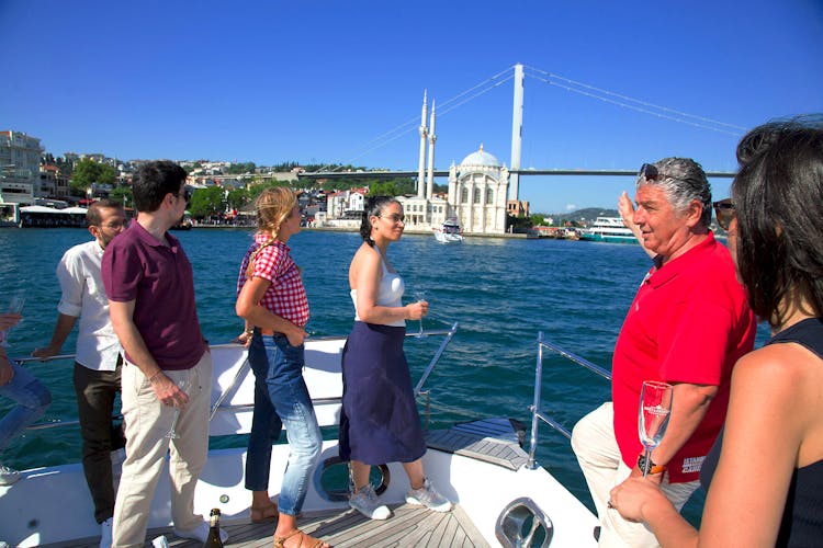 Bosphorus Luxury Yacht Cruise at Sunset with Snacks & Drinks