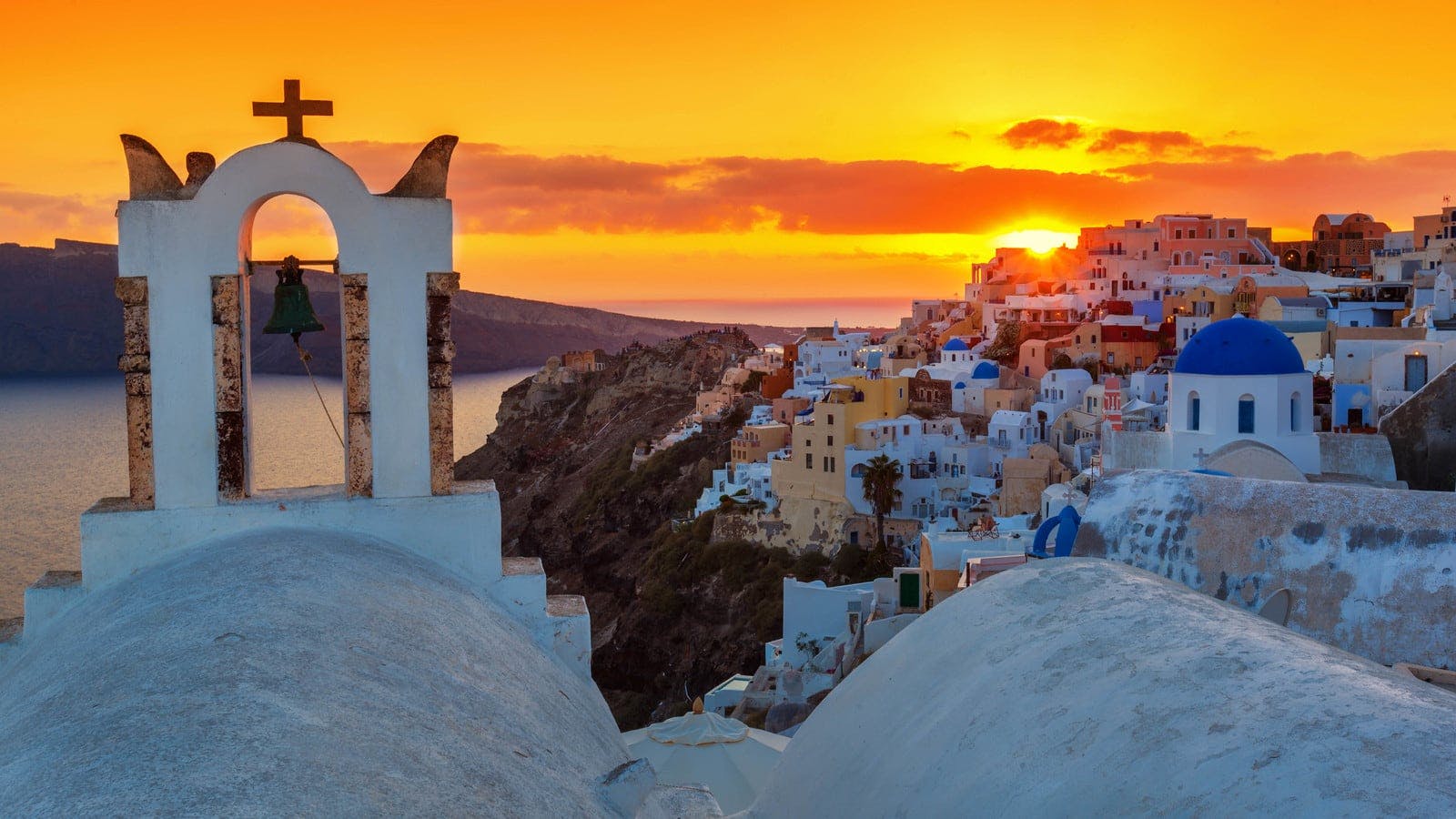 Santorini Day Tour with Sunset in Oia