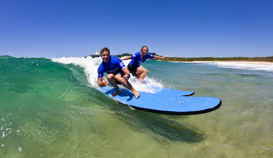 Surfles voor beginners bij Byron Bay