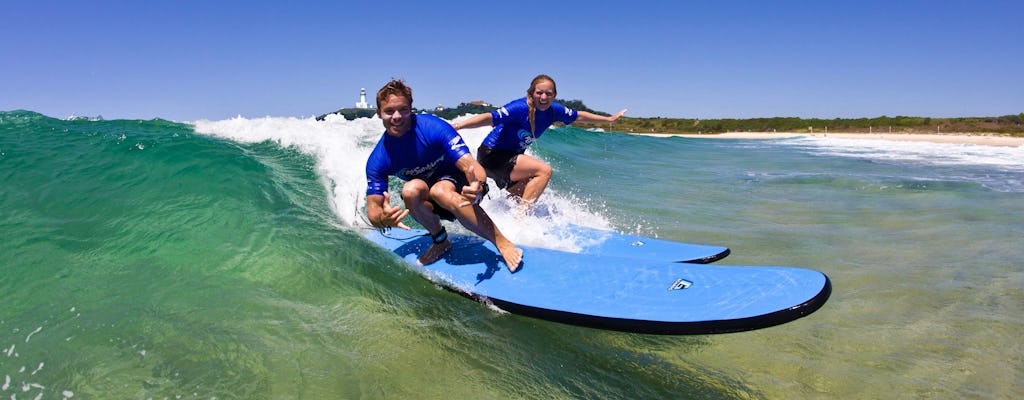 Lección de surf para principiantes en Byron Bay