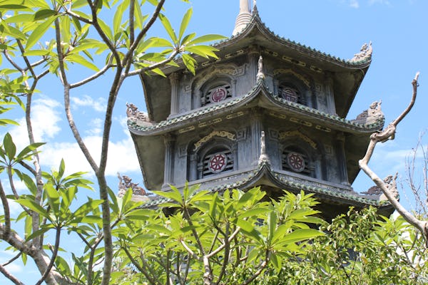 Visita guiada a las montañas de mármol y la pagoda Linh Ung