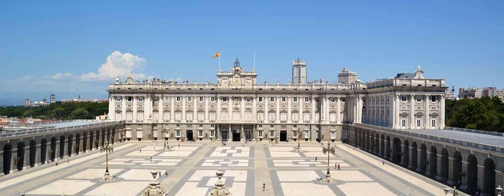 De trato fácil Cerveza Larva del moscardón Tour del Palazzo Reale di Madrid con biglietti salta fila | musement
