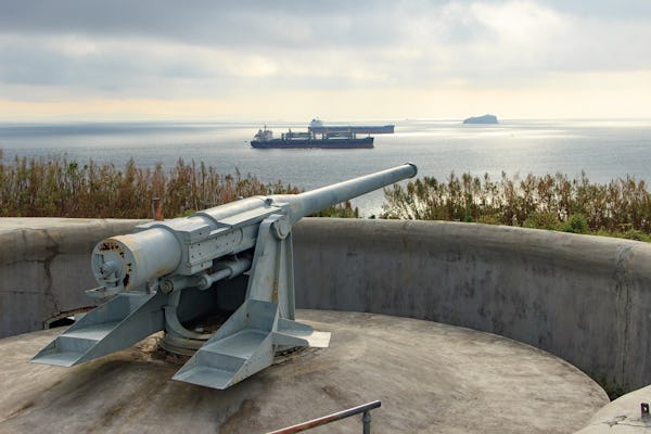 Military Russky Island and Voroshilov Battery tour