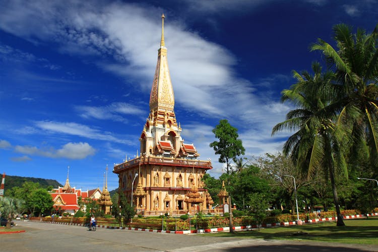 Full-day tour to the highlights of Phuket City and its surroundings