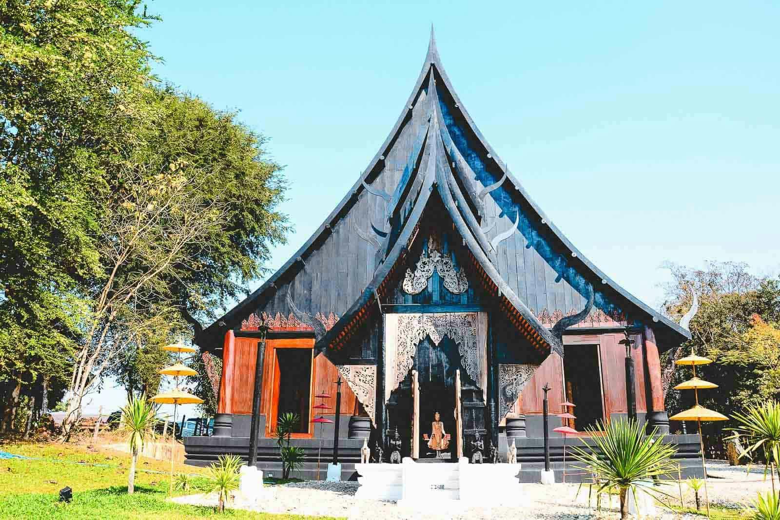 Visite guidée privée de Chiang Mai à Chiang Rai et ses temples