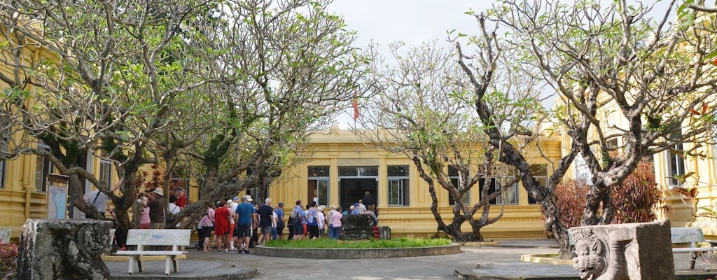 Excursão Da Nang por museus, pontes e montanhas de mármore