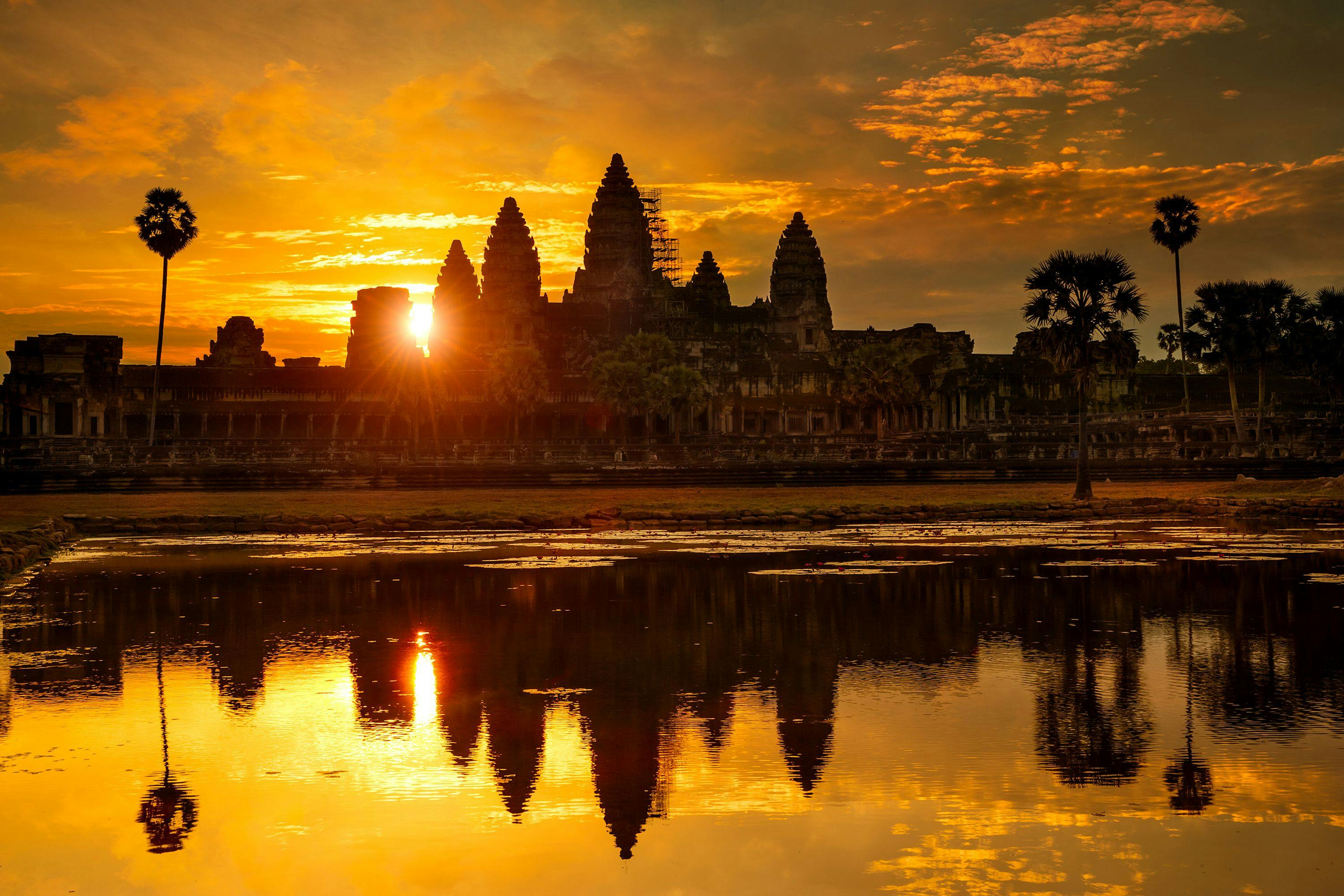 Wycieczka o wschodzie słońca Angkor Wat
