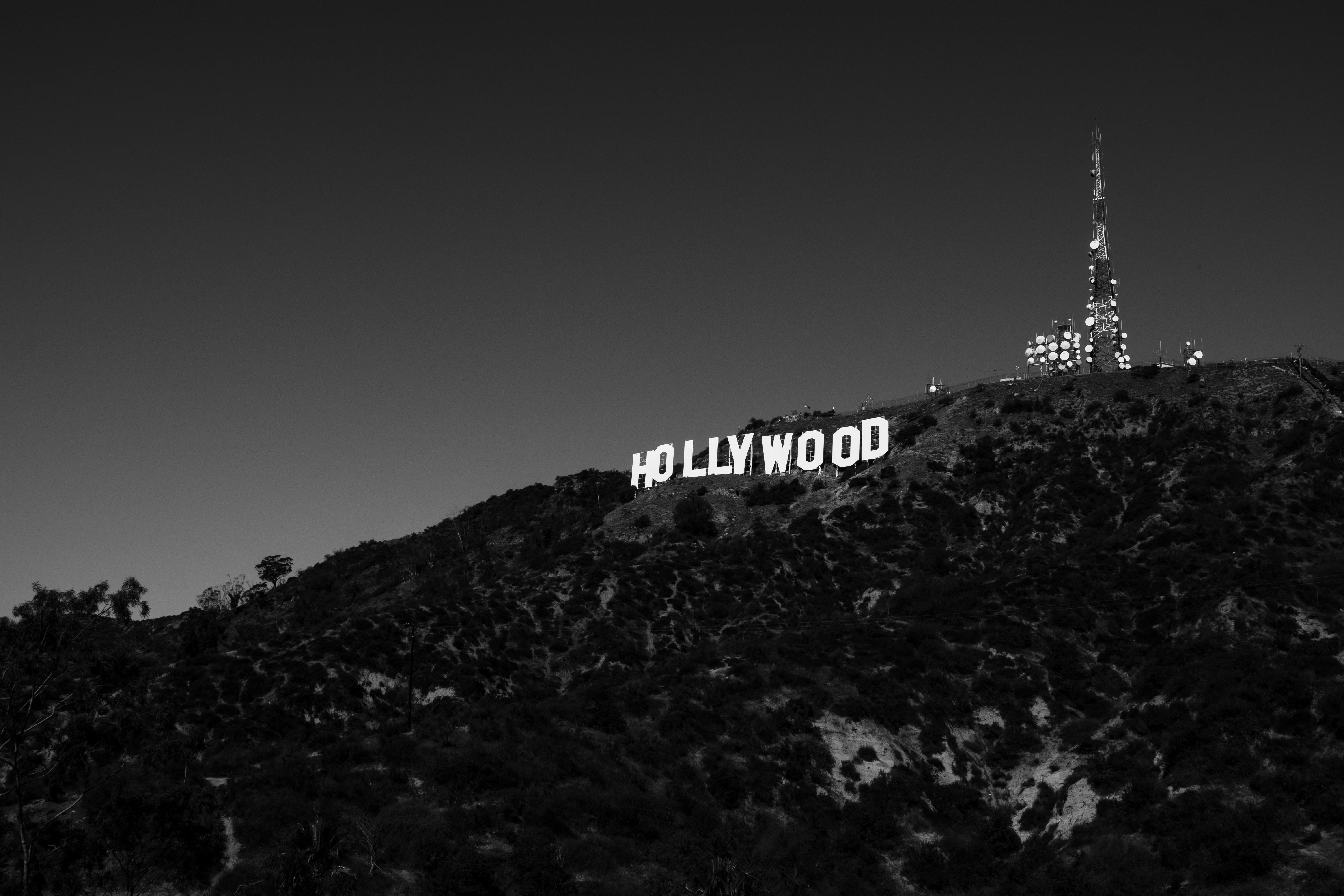 Tour y juego de exploración de Hollywood embrujado