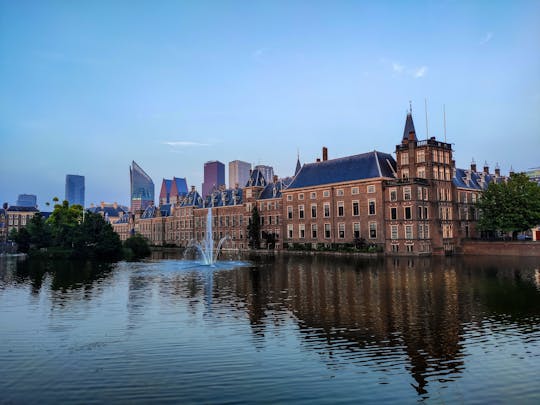 Erkundungsspiel und Tour im Herzen von Den Haag