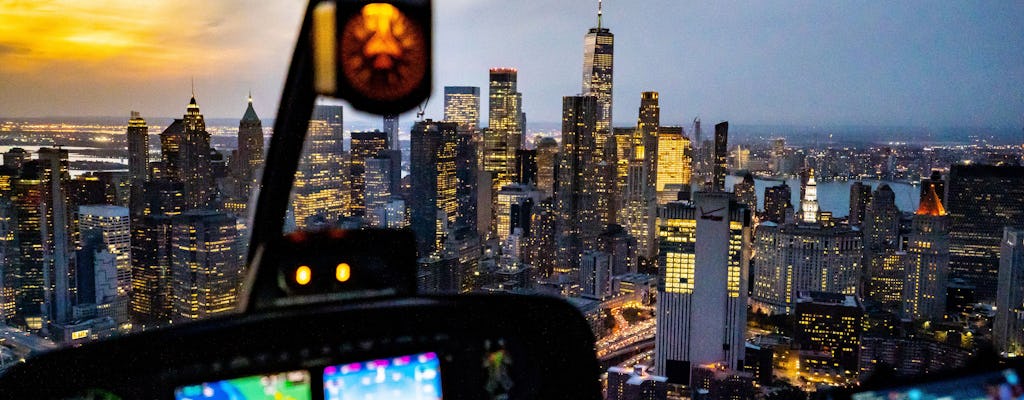 Fretamento privado de helicóptero em Nova York saindo de Manhattan e brinde com champanhe (3-5 pessoas)