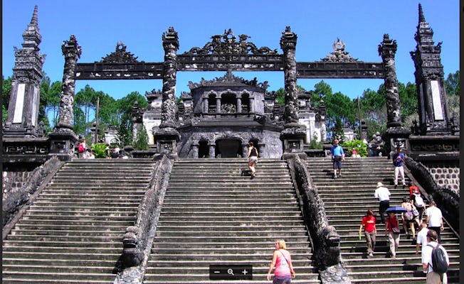 Excursión en tierra de día completo a la ciudad imperial de Hue desde Chan May