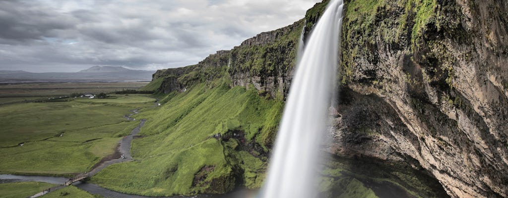 South Coast adventure with a glacier hike