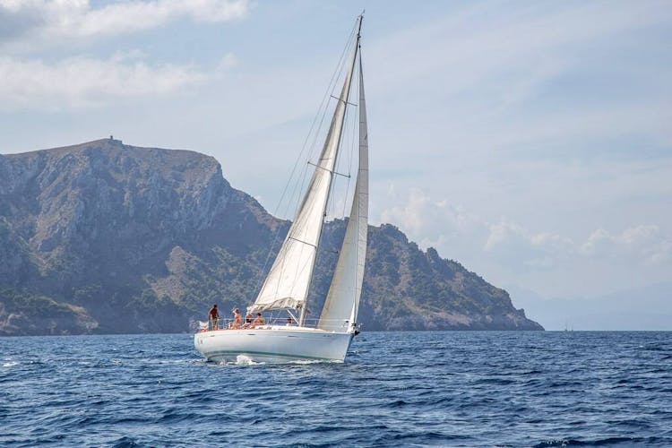 Sailing Yacht Charter