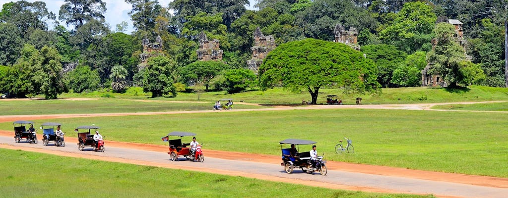 Excursão de dia inteiro ao Complexo dos Templos de Angkor com passeio de tuk-tuk