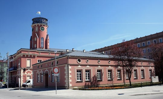 4-hour Old Town highlights tour with Jasna Gora Monastery ticket