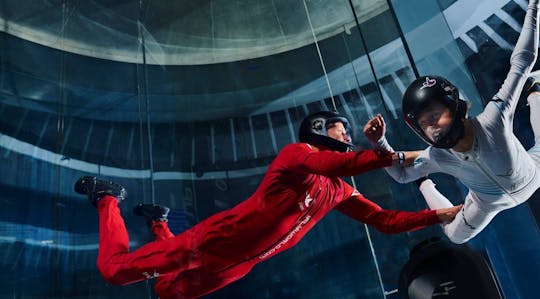 Biglietti per paracadutismo indoor iFLY Oceanside