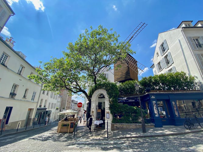 Montmartre guided tour on your smartphone