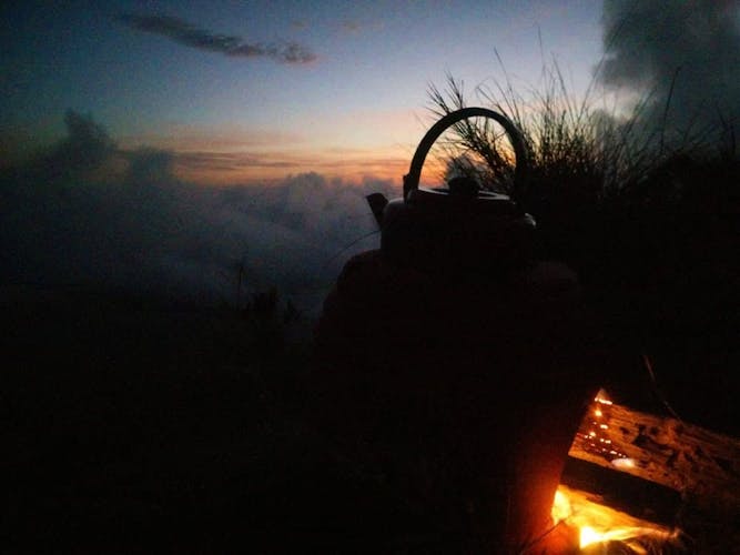 East Bali 4x4 Sunrise Safari & Salak Harvesting Experience