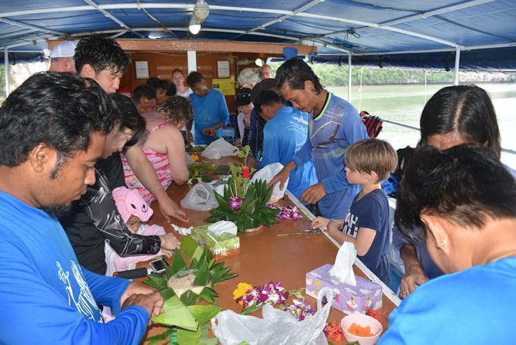 Hong by starlight with sea kayaking and Loi Krathong ceremony