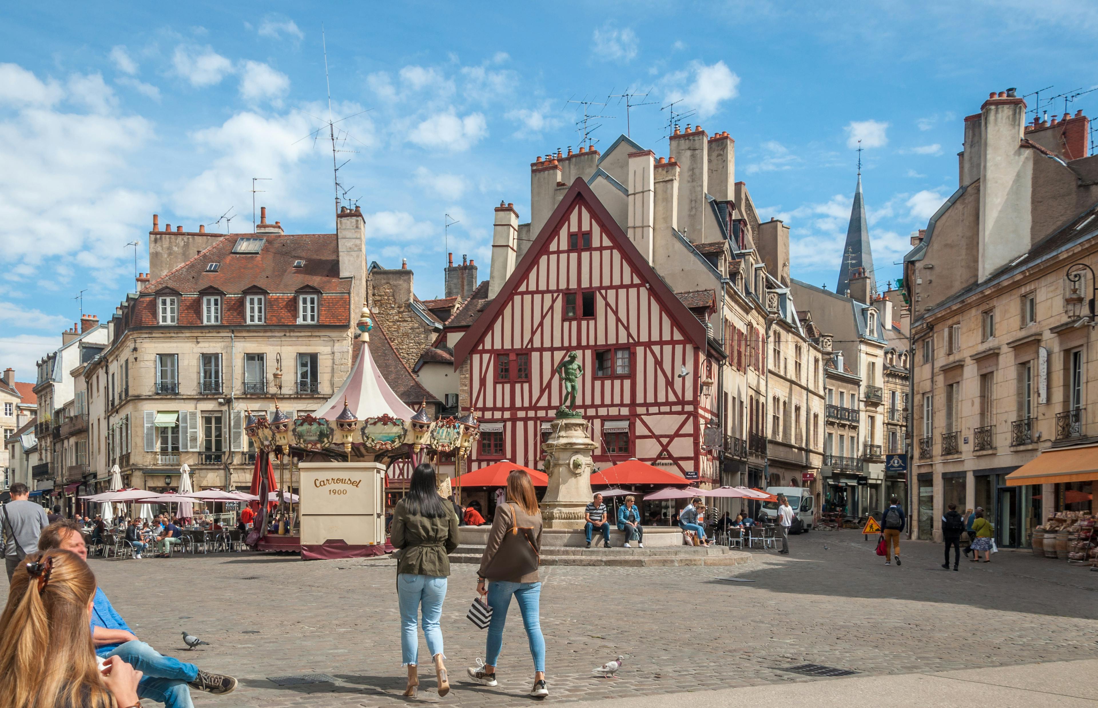Self guided tour with interactive city game of Dijon Musement